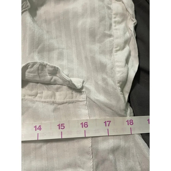 Love Notes SZ Large White Lightweight Shirt Crop Top V-Neck Collared - Picture 5 of 6